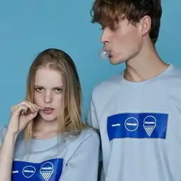  欧美风情侣微信头像1