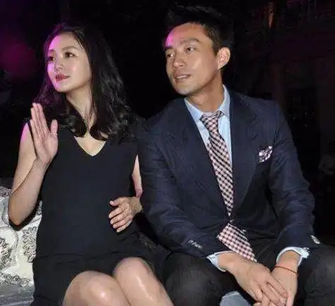 被大s夺走汪小菲,现如今老公又被捕,安以轩这个女人的命够苦的