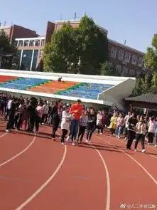 中国好闺密朱婷百忙中仍抽空探望前河南女排队友,引全校师生围观