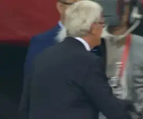  细节菜鸡互啄国足00印度,谁注意到里皮赛后表情变化