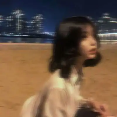  模糊头像女生虚幻好看的虚影模糊不清女生头像