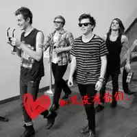  微信情侣头像一对的亲吻图片