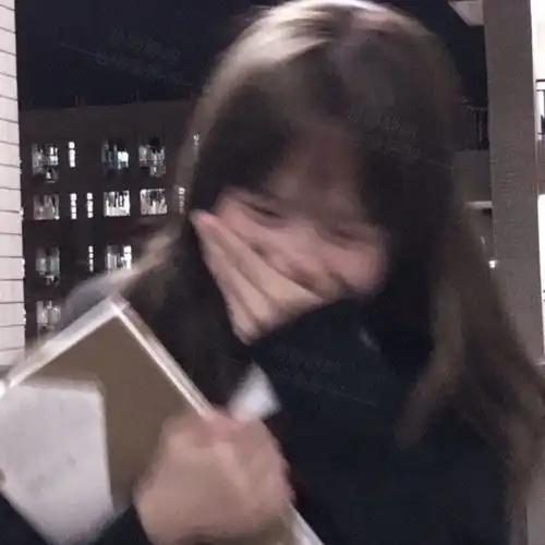  女生头像小众ins风女生头像