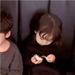  情侣头像丨今天除了想你没什么别的事了