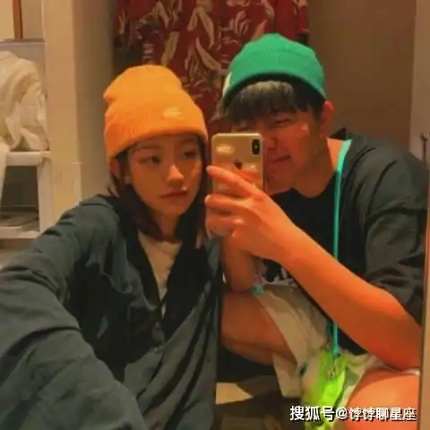 天蝎座爱上一个人的3大表现,留心观察,你就能发现他像变了一个人