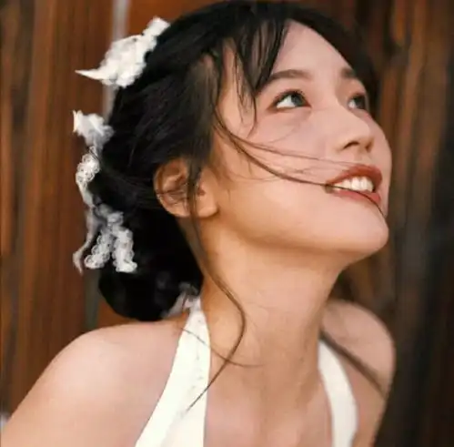  招桃花夏日温柔甜甜女生头像338