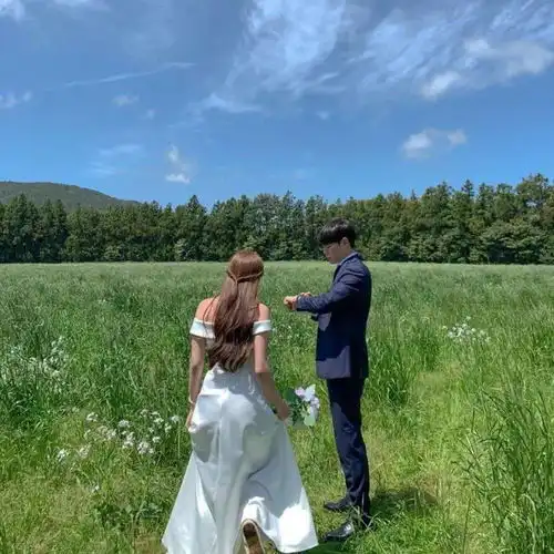  cp头像一个爱胡思乱想的女孩和一个不爱表达的男孩注定错过