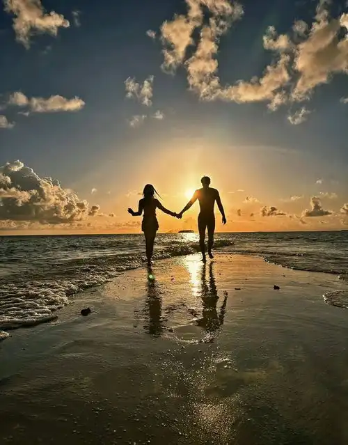  他超爱黄子韬换上情侣头像徐艺洋仍用着单人头像