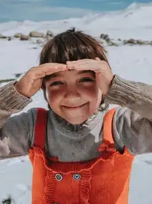  这对异想天开的小情侣把家装进4㎡房车,7个月环游大半个中国,低成本还超浪漫...