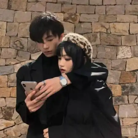  复古情侣头像一对,我偷了一个少女的心