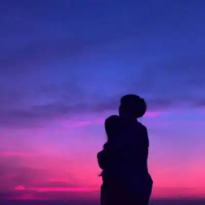  2023最新唯美温暖真人情侣头像