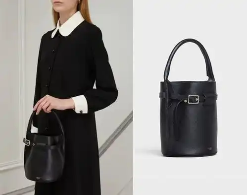  孙艺珍开春广告片碎花洋装重现迫降经典场景,一个包用很多年