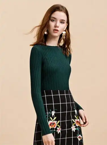  这个史上最难穿的颜色,居然成了秋冬的必备