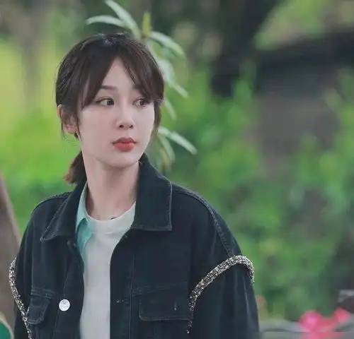  向往的生活玩大了杨紫和张艺兴穿同款睡衣后,黄磊还催婚