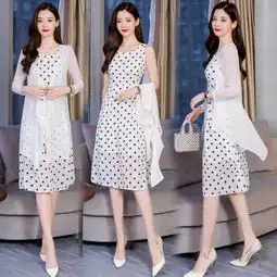  四月出游必备这四条美裙,穿上又美又年轻,随便就能美到没朋友