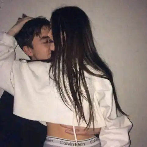  宠妻成瘾的男生,往往都有这3种表现,全中就嫁了吧