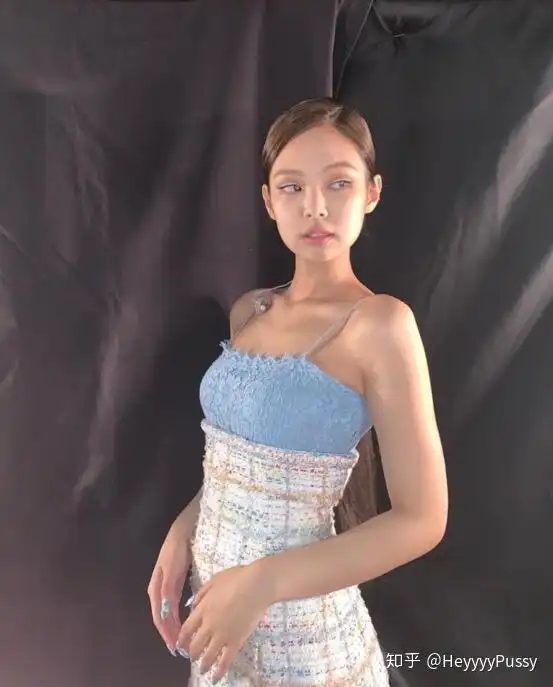 有没有blackpink金智妮jennie的美图分享可做头像的内种