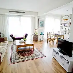  情侣卧室温馨装修效果图