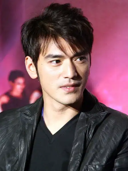  为什么金城武那么帅啊