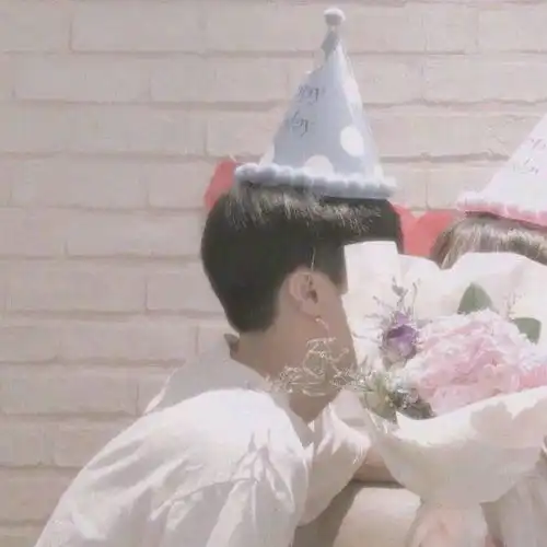  头像热爱世间万物没例外没最爱