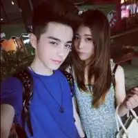  深情不及久伴厚爱无需多言情侣头像