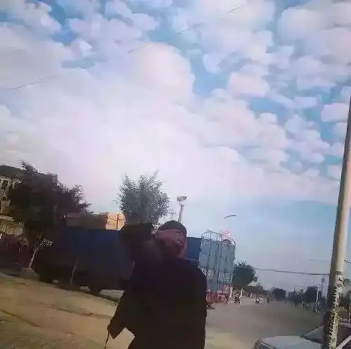 头像我只是一个人走了太久,久到我已经习惯一个人了