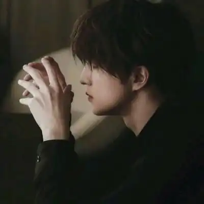  2019好看新款微信头像男做你余下人生忘记难爱的人