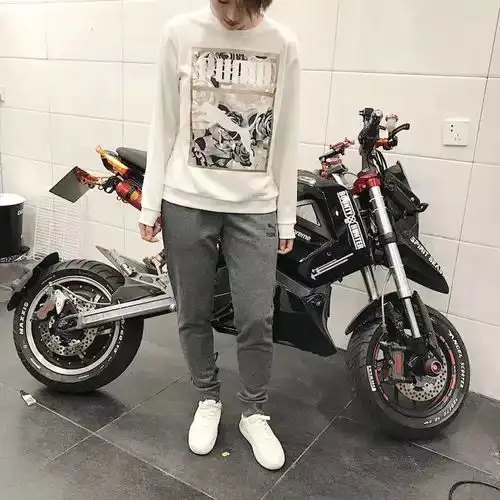  男女同款,情侣款卫衣欢乐颂2杨子上身同款面料辅料一应俱全17年秋季最新款卫衣