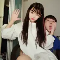  宋威龙情侣头像女只有你在我才懂得什么是爱