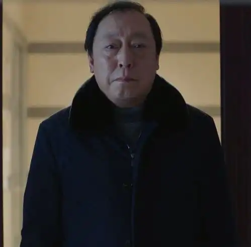  乡村爱情里的谢广坤pk都挺好里的苏大强,哪个爹更讨厌