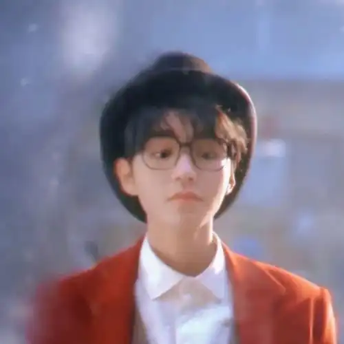  王俊凯qq微信个人头像