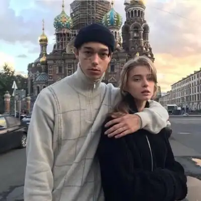  长得好看和长得耐看哪个更好看