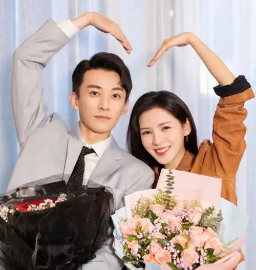  刘学义张予曦上演极致暧昧夜色暗涌时的剧情颜值都让人上头