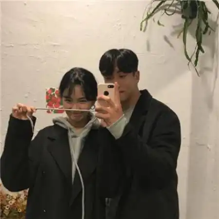  2020潮流情侣头像,个性好看最潮情侣头像真人