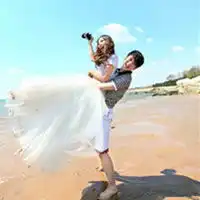  同问穿婚纱的情侣头像一男一女,现在找不到那张图了,求