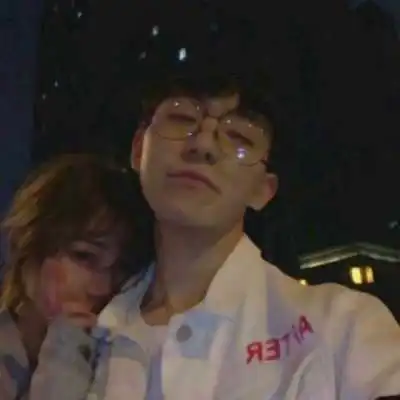  漂亮时髦情人cp头像