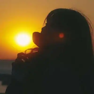  季清暖色系唯美意境可爱多人女微信头像我要个性网