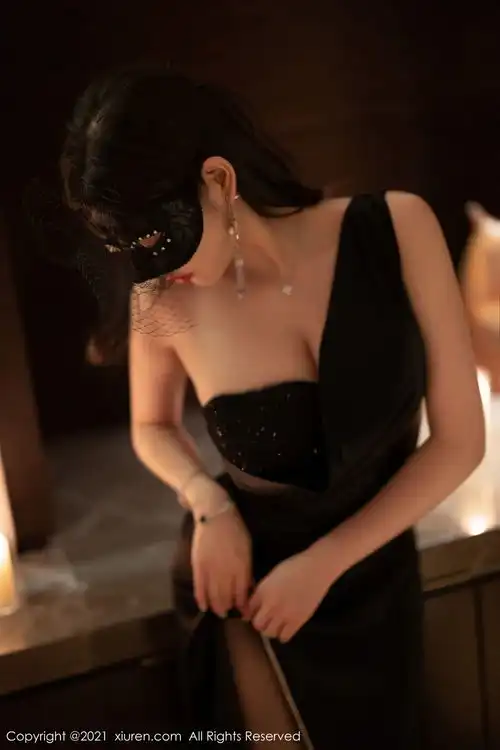  污舌吻情侣动漫头像,污到下面一直滴水的情侣头像16tu