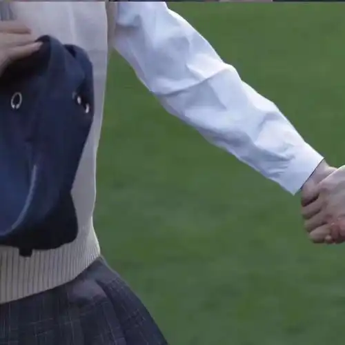  质感小众情侣头像四下无人,满目皆你