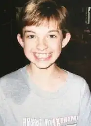  变性情侣互换性别外出游泳晒日光浴秀恩爱