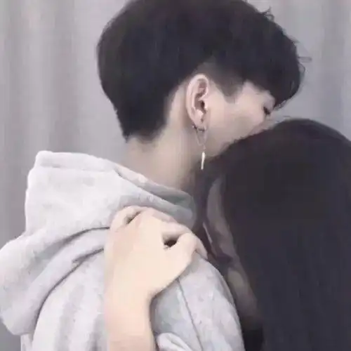  超甜的情侣头像