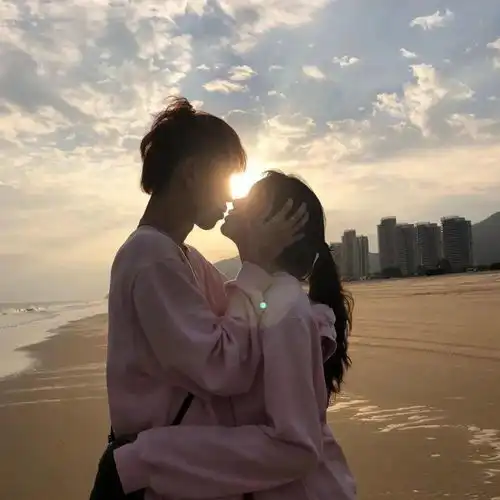  一组超甜的情侣头像,请签收