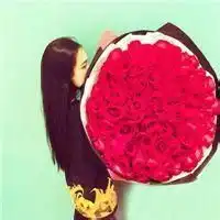 baby手捧鲜花头像微信头像图片大全
