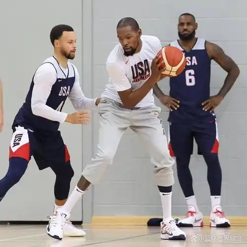  小学生的行为,詹姆斯再一次更换ins头像,