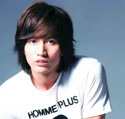  言承旭深夜送前女友张恩熙回家,网友早这么勇敢怎会失去林志玲