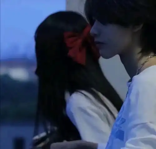  1210浪漫情头花自向阳开人终往前走