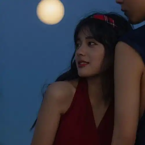  情侣头像001男生女生头像,陪伴大猪蹄子的一天