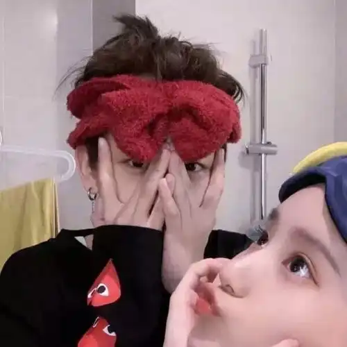  氟西汀优质官宣情头,一左一右偷偷甜蜜,小号大号速速安排