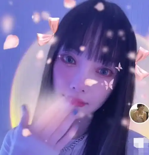 李小璐晒娃秀母爱,马苏与陈宝国尔冬升聚餐谈拍戏,昔日闺蜜天壤之别