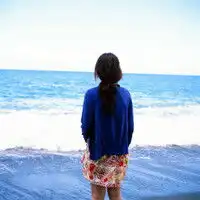  求一和这个配套的情侣头像